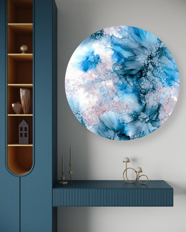 Rundes Bild 'Icy Petal Drift'