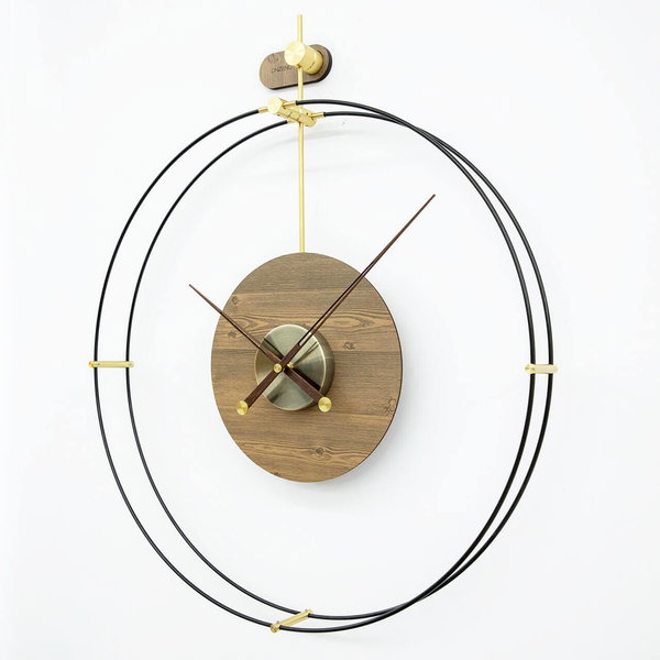 Minimalistische Wanduhr