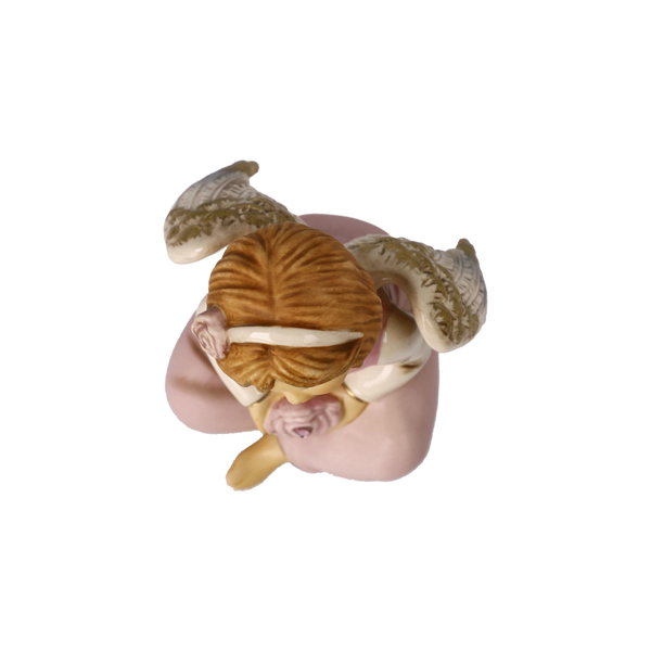 Porzellan Figur 'Engel der Liebe' von Goebel 7x10x7cm