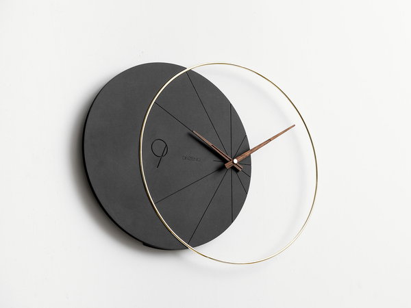 Minimalistische Wanduhr