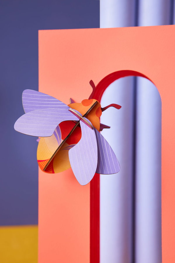 Wanddeko Papier 'Hummel'