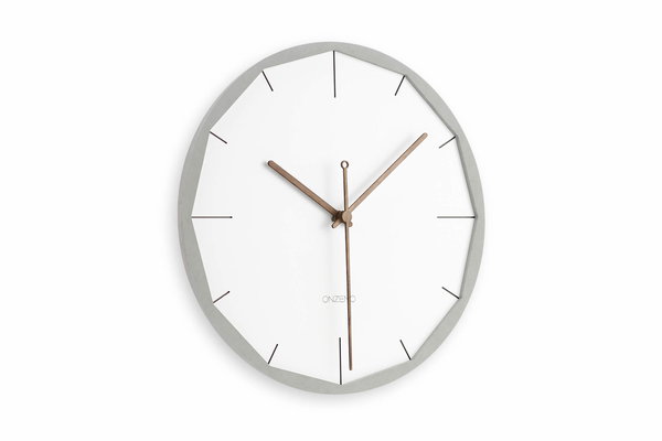 Minimalistische Wanduhr