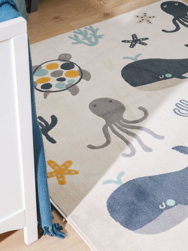 Decorative companion in perfect size