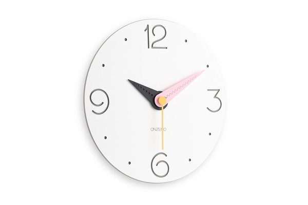 Minimalistische Wanduhr