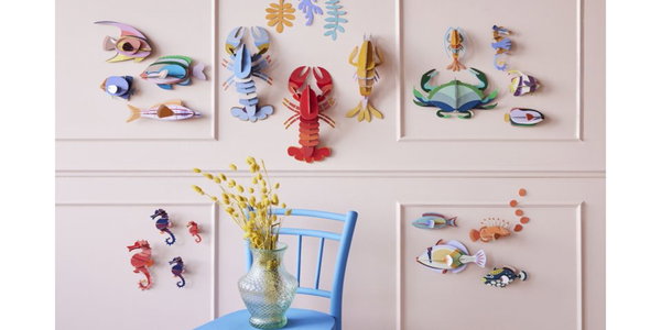 Wanddeko Papier 'Punktierter Fisch'