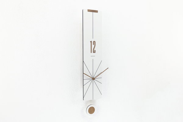 Minimalistische wandklok