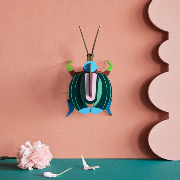 Wanddeko Papier 'Leuchtender Käfer'