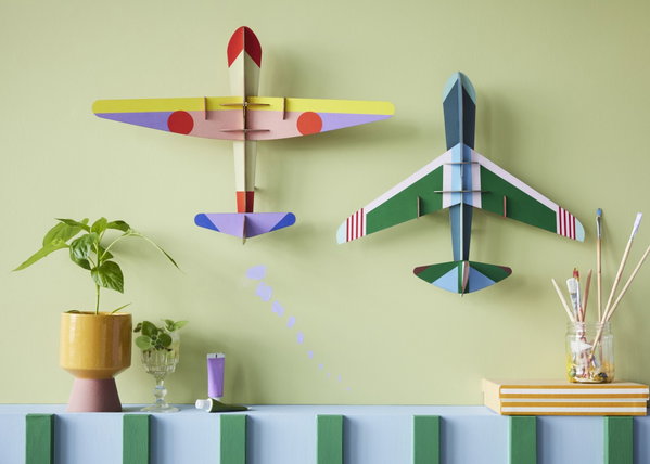 3D Wandobject gemaakt van karton 'Bright Plane Model'