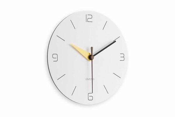 Minimalistische Wanduhr