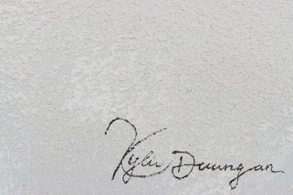 Vom Künstler signiert