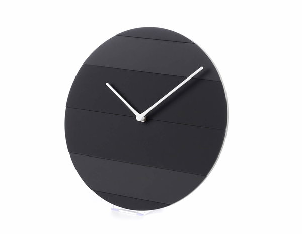 Design Wanduhr 'THE ESSENTIAL.'