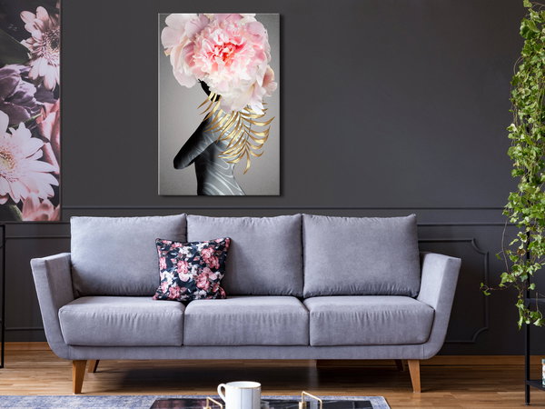 Kunstdruck auf Leinwand 'Delicate Figure Vertical'
