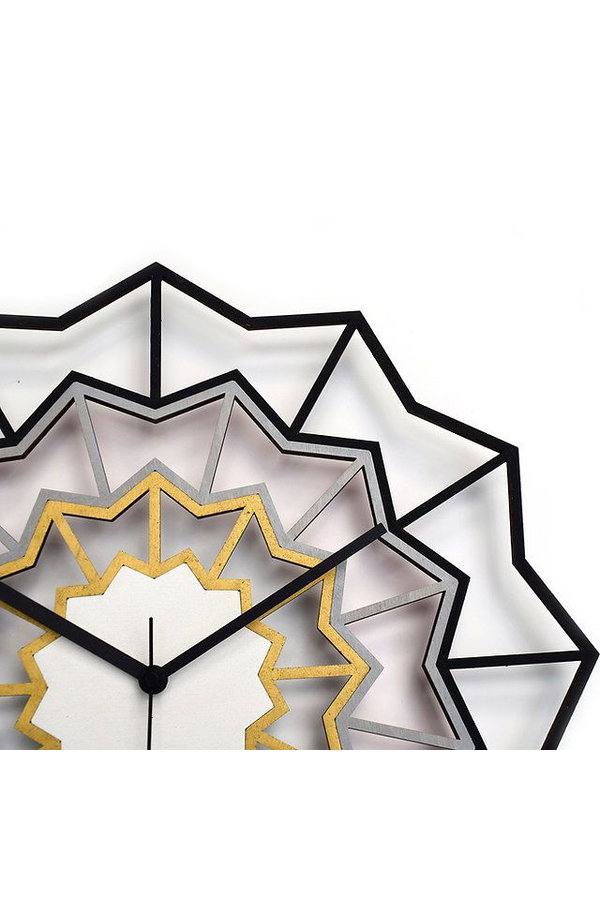 Wanduhr 'Chevron Berlin'