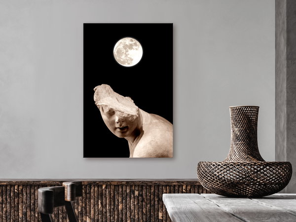 Kunstdruck auf Leinwand 'Moon and Statue Vertical'