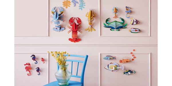 Wanddeko Papier 'Punktierter Fisch'