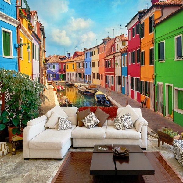 Behang 'Colorful Canal in Burano'