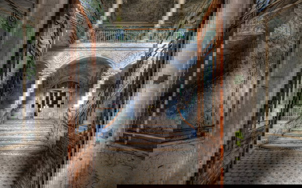 Behang 'Vintage Villa Entry' 400x267cm