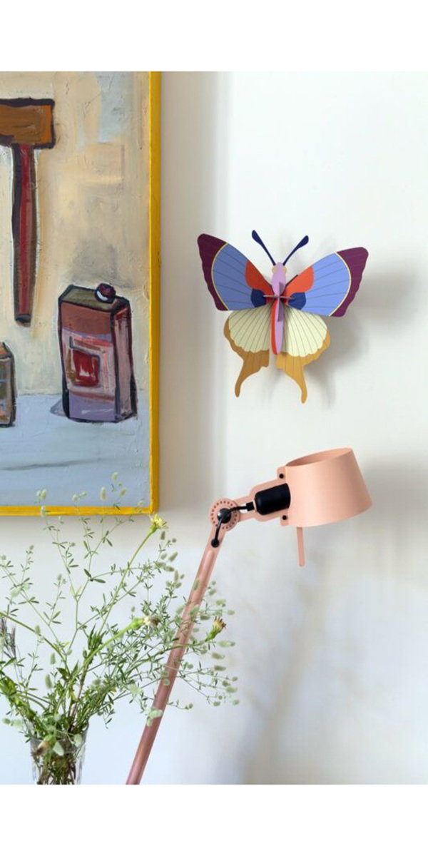 Karton skulptura za zid 'Vivid Wings Decor'