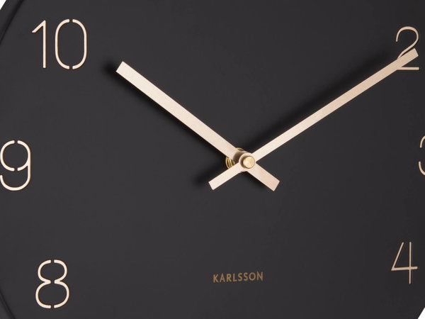 Designer clock 'Charm Engraved Numbers Small'
