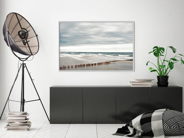 Poster 'Chilly Morning at the Seaside'