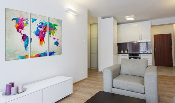 Kunstdruck auf Leinwand 'World Map: An Explosion of Colors'