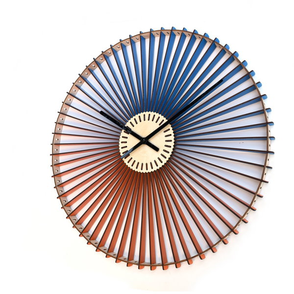 Wanduhr 'Kinetic'