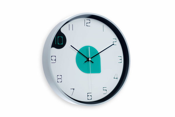 Minimalistische Wanduhr