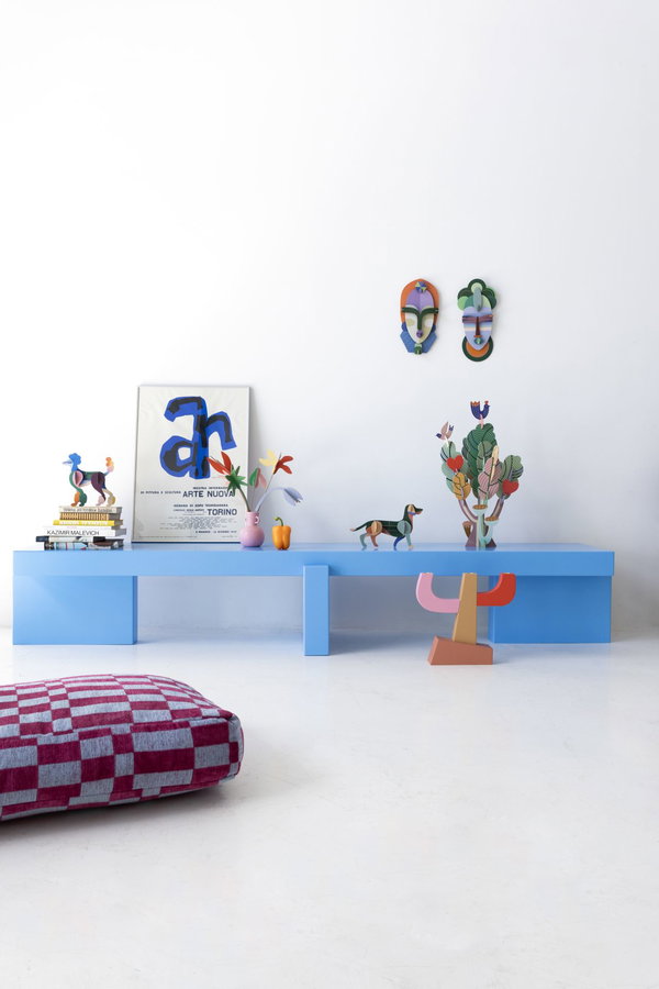 Papierskulptur 'Leuchtender Hund'