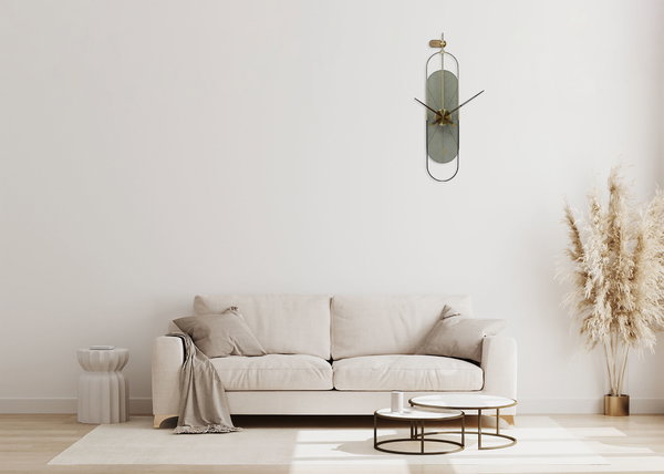 Zeitlose Wanddekoration und praktische Uhr in einem
