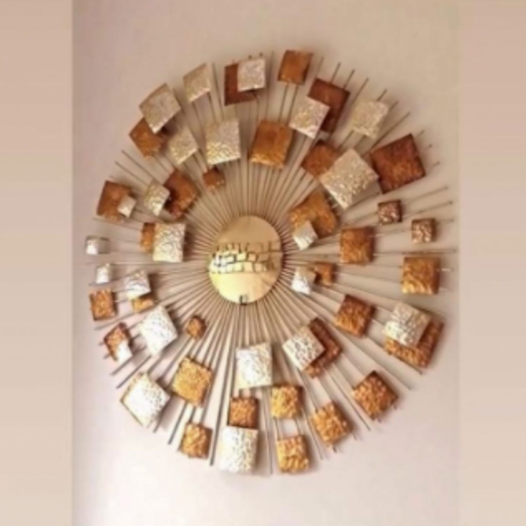 Abstrakte Wandskulptur Sonne Gold kaufen  KunstLoft