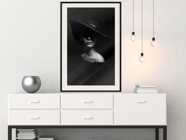 Poster 'Woman in a Hat'