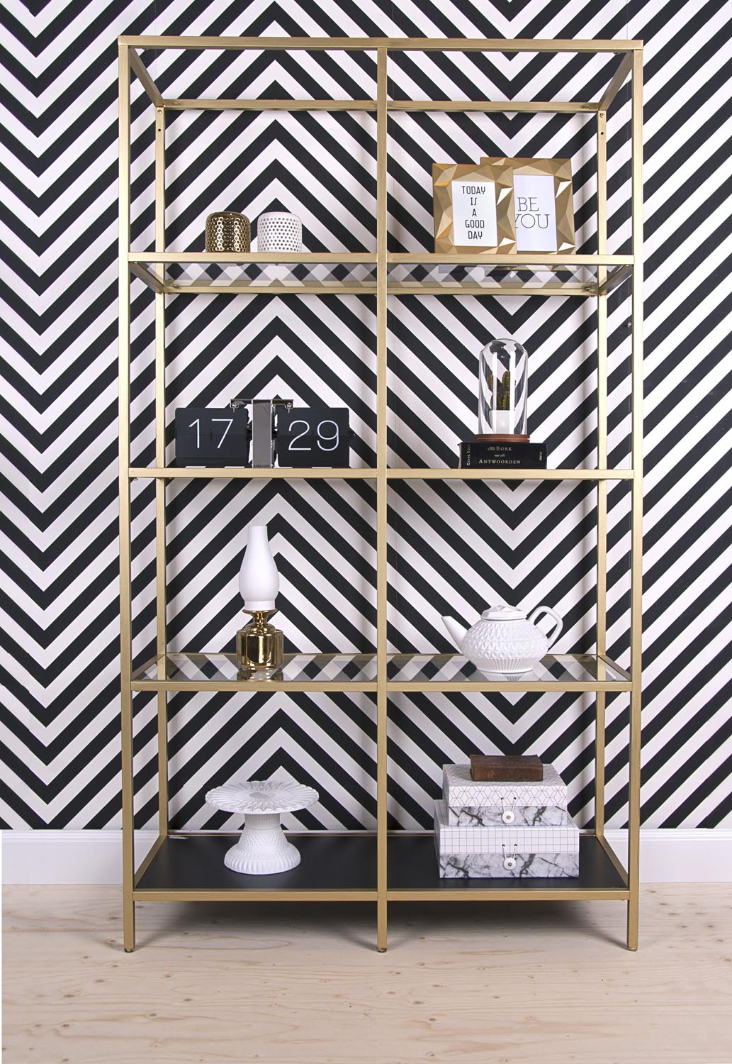 Buy Karlsson flip clock 'No Case' | KUNSTLOFT