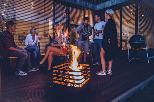 CUBE Feuerkorb rostig