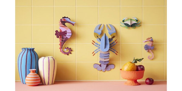 Wall deco 3d of cardboard 'Crimson Seahorse'