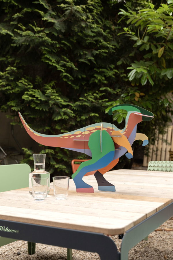Wanddeko Papier 'Mutiger Dino'